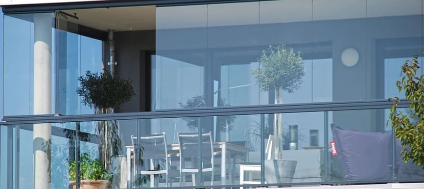 cerramiento de balcones en valencia con cristal