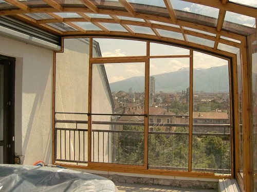 tu equipo líder en cerramientos de hostelería, adosados, casas y chalets en Bejís
